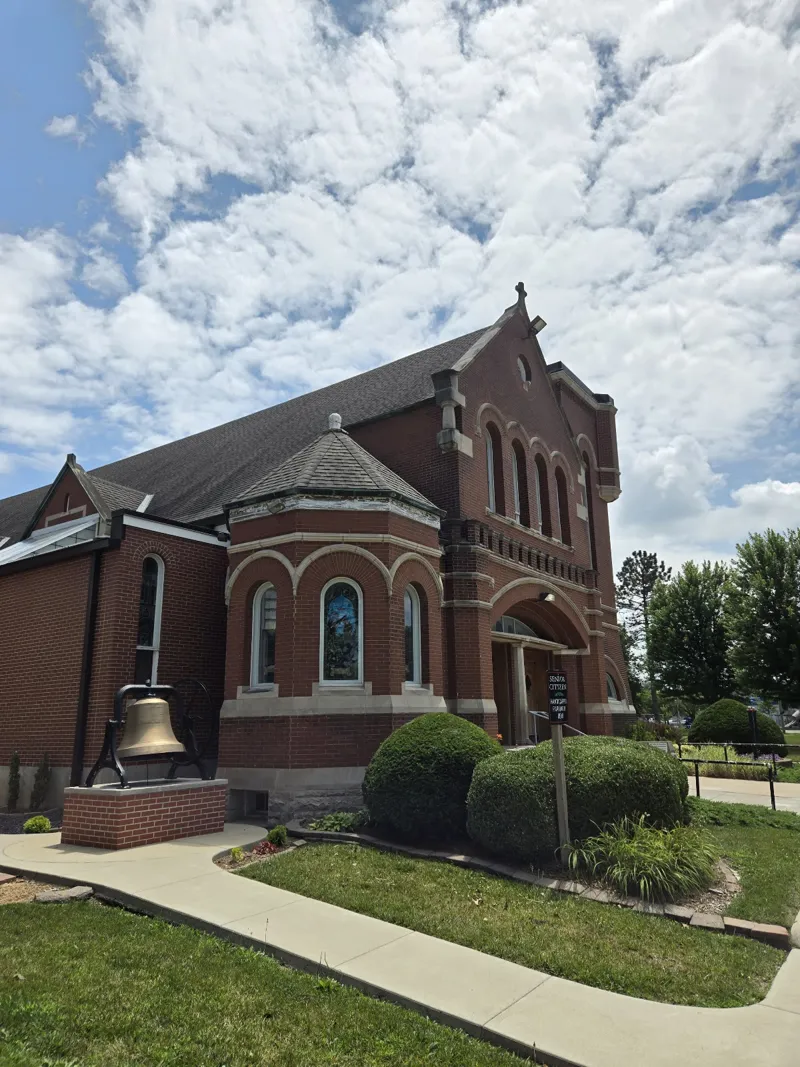 Holy Family - All Saints Parish (Lincoln, Illinois)