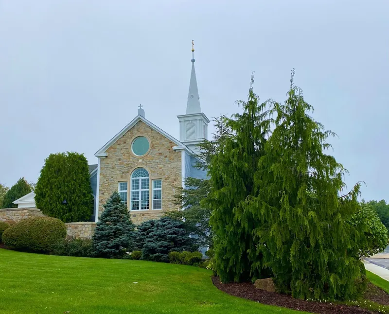 Holy Apostles (Cranston, Rhode Island)